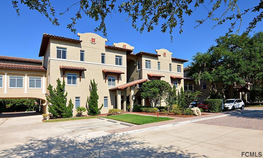 Property Photo:  112 Club House Drive 102  FL 32137 