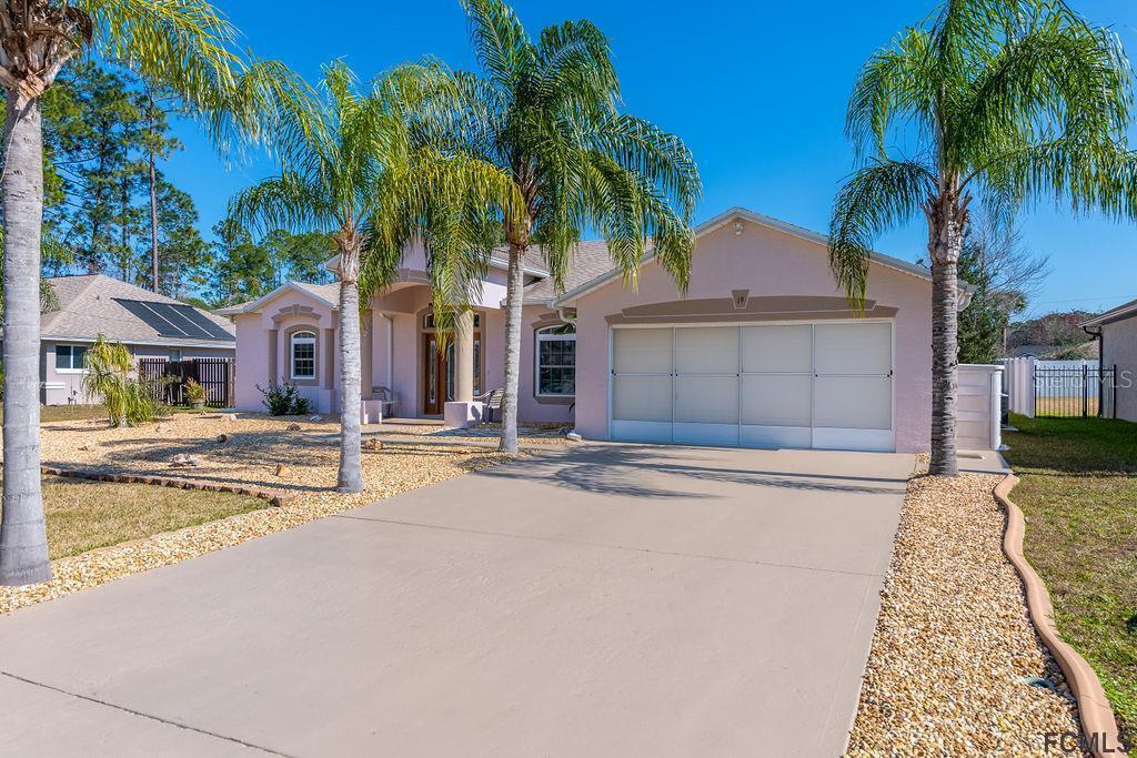 Property Photo: 19 Evansmill Lane FL 32164