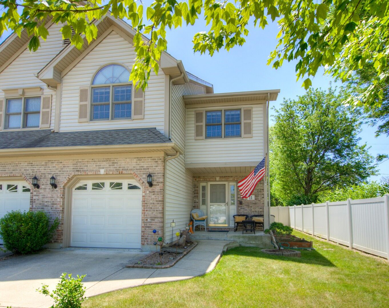 Property Photo:  11 E 13th Street  IL 60148 