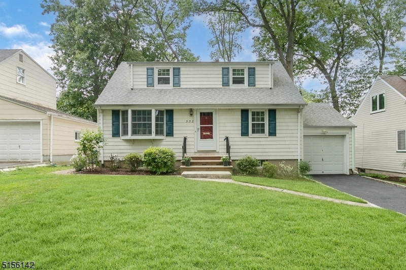 Property Photo:  532 Warren St  NJ 07076 