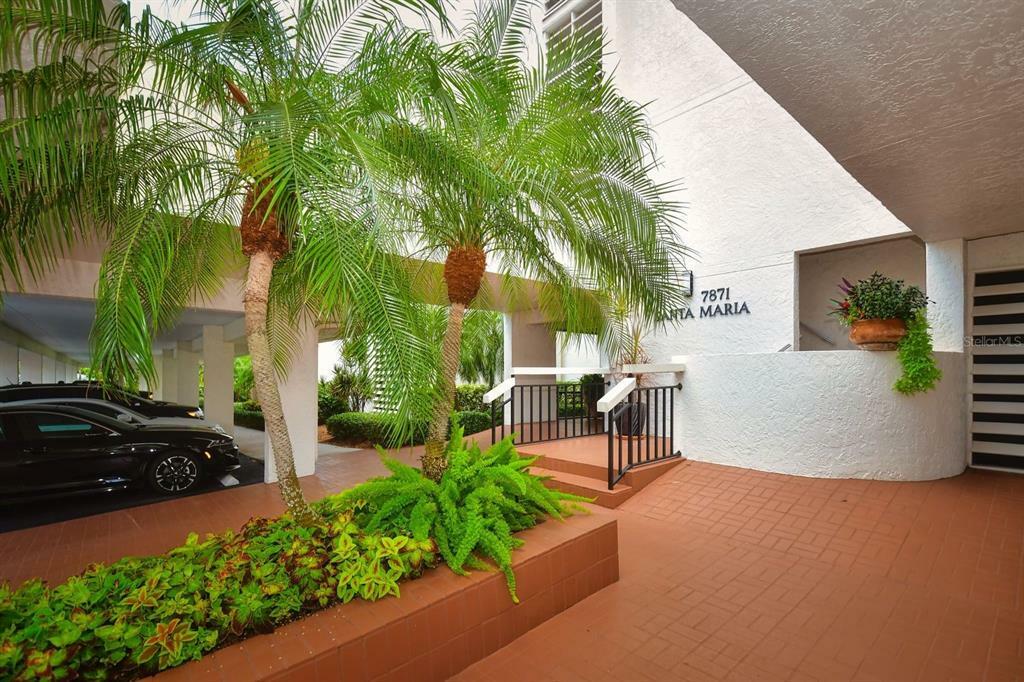 Property Photo:  7871 Sailboat Key Boulevard S 308  FL 33707 