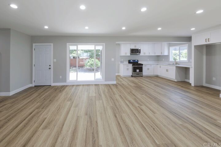Property Photo: 2070 Golden Avenue CA 90806