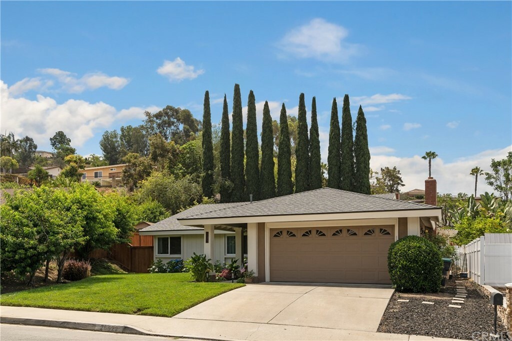 Property Photo:  26522 Via Del Sol  CA 92691 