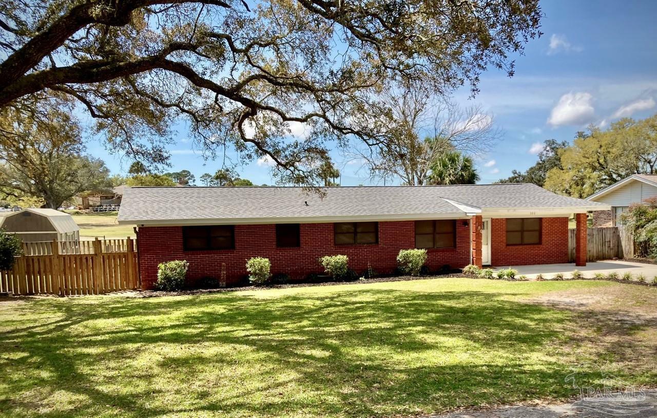 Property Photo:  180 Talladega Trl  FL 32506 