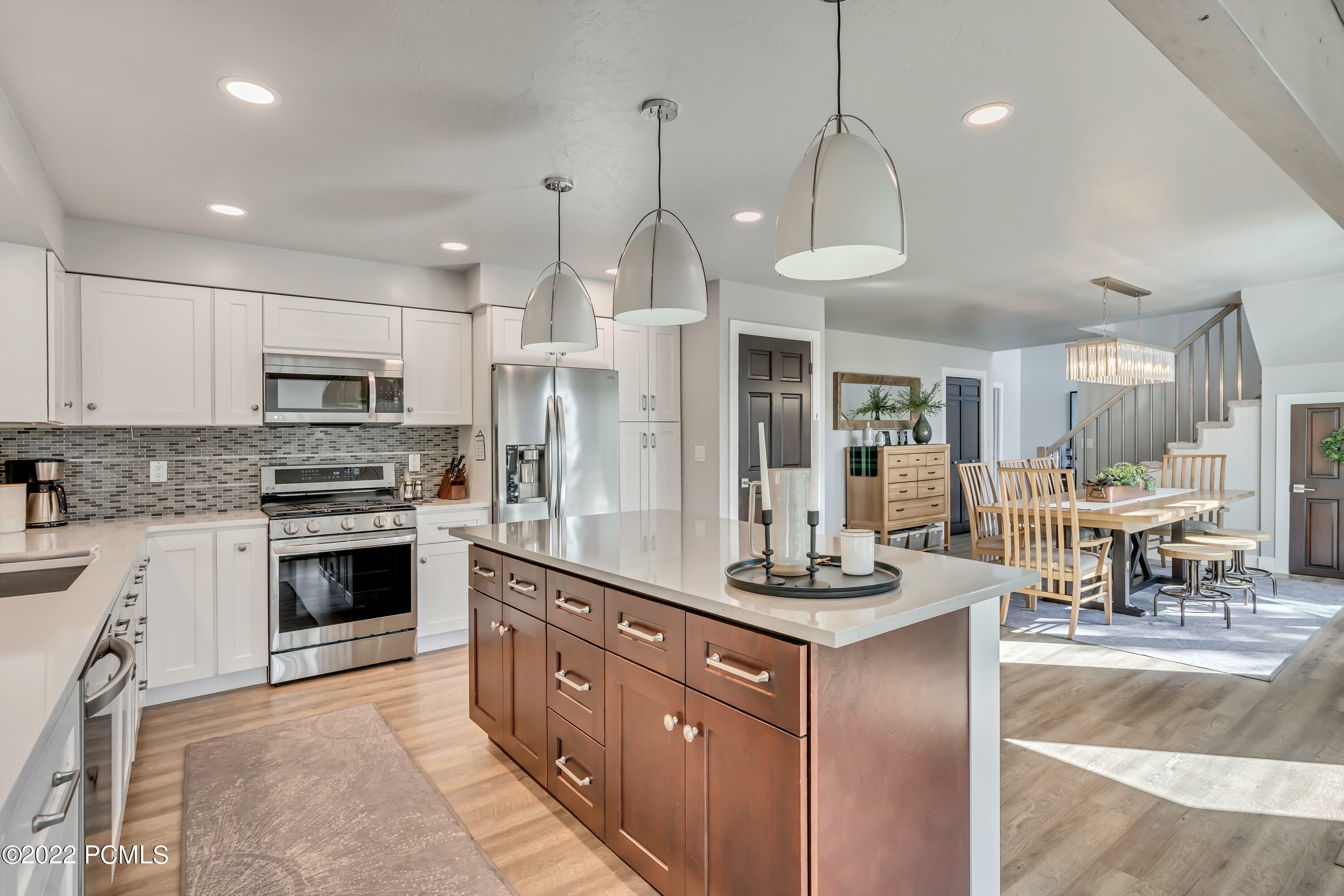 Property Photo: 8847 Northcove Drive UT 84098