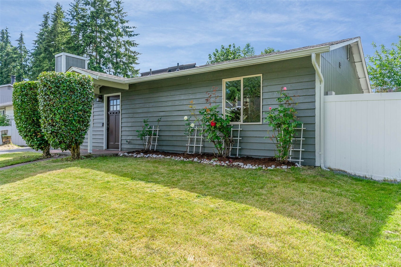 Property Photo:  18120 19th Drive SE  WA 98012 