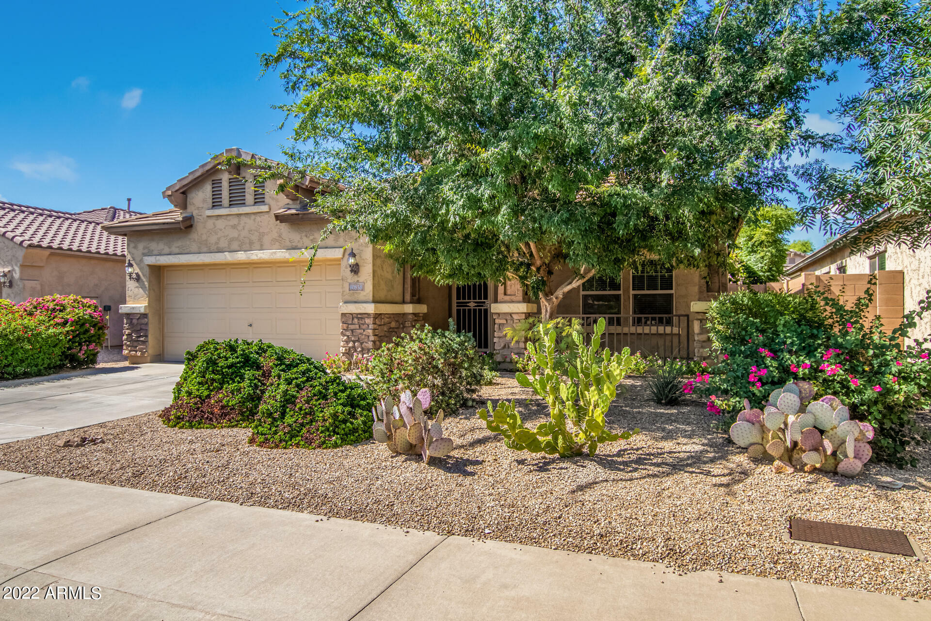 Property Photo:  10838 E Sonrisa Avenue  AZ 85212 