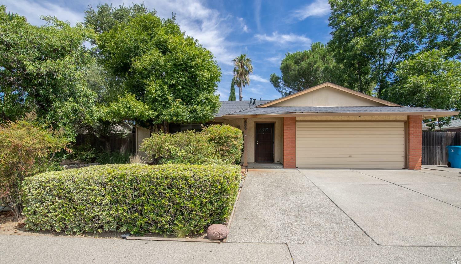 Property Photo:  686 Marshall Road  CA 95687 