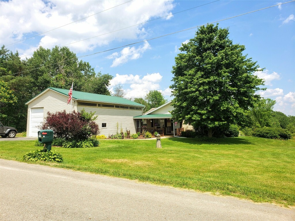 Property Photo:  18 Sandy Brook Lane  NY 13744 