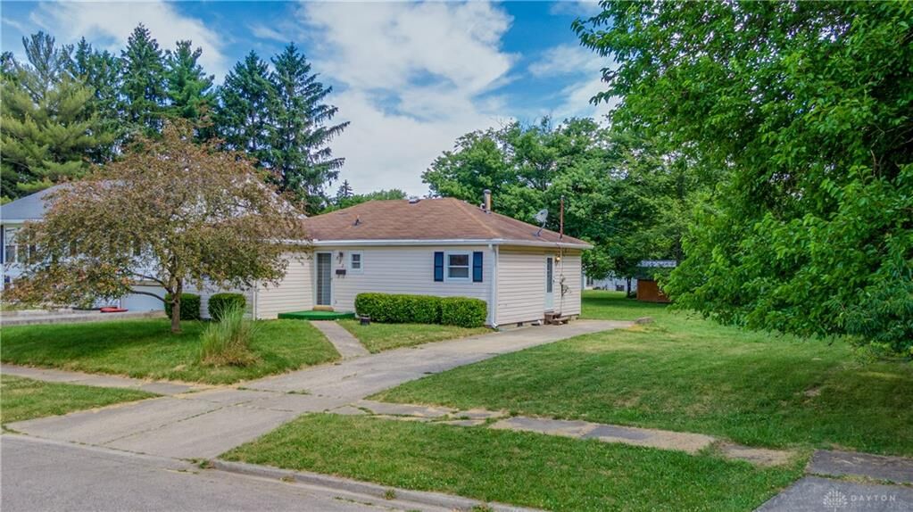 Property Photo:  522 E Third Street  OH 45503