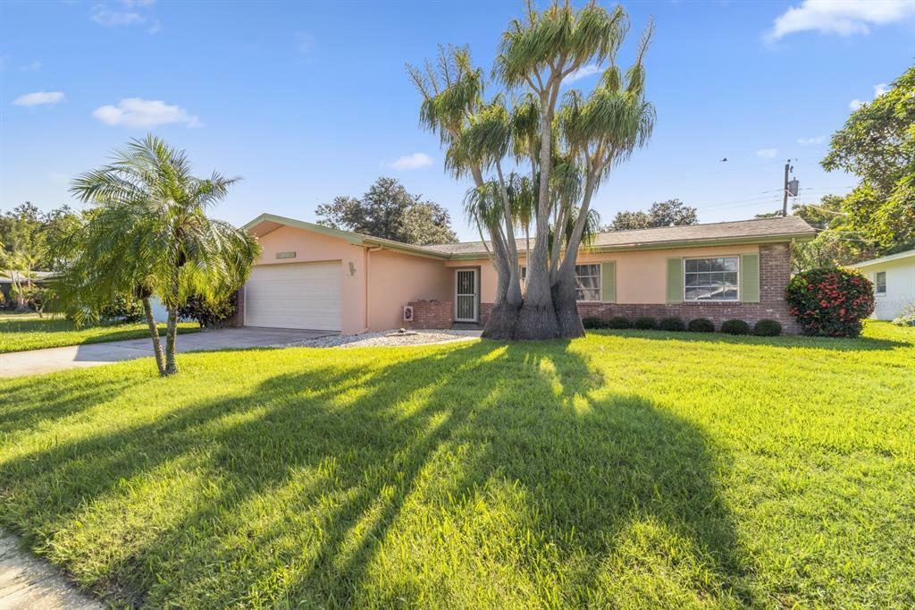 Property Photo:  2051 Seton Drive  FL 33763 