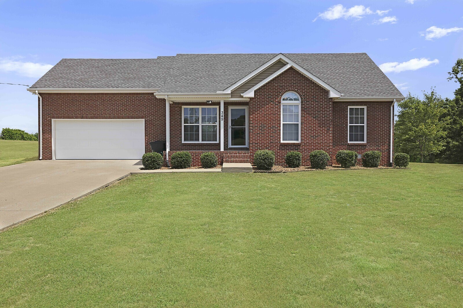 Property Photo:  349 Murrell Rd  TN 37055 