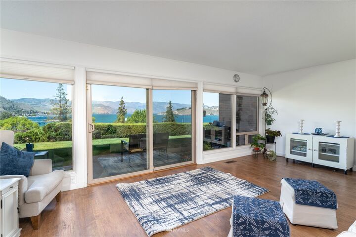 301 S Third Street 3  Chelan WA 98816 photo