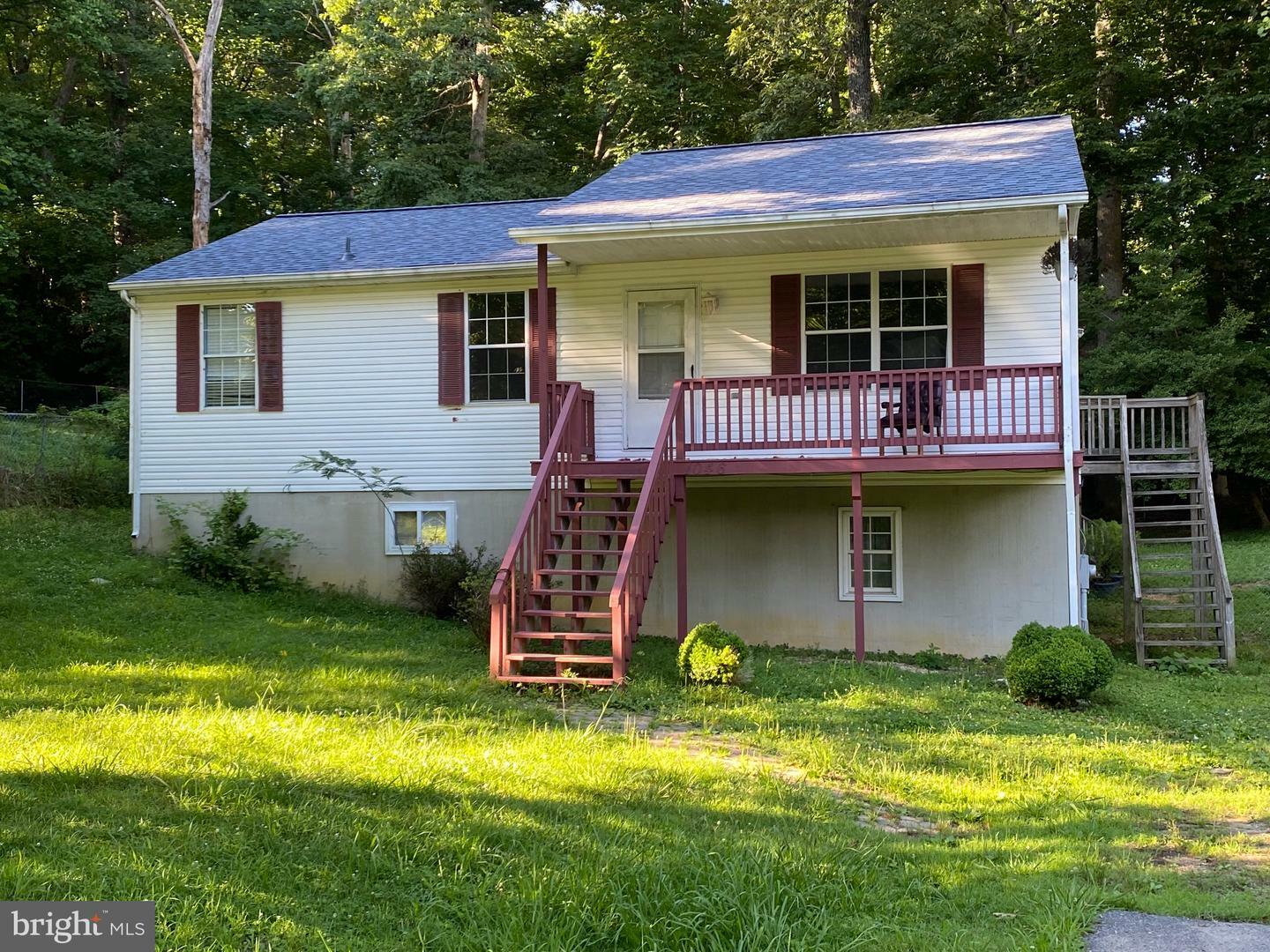 Property Photo:  1046 Rimrock Road  MD 20657 