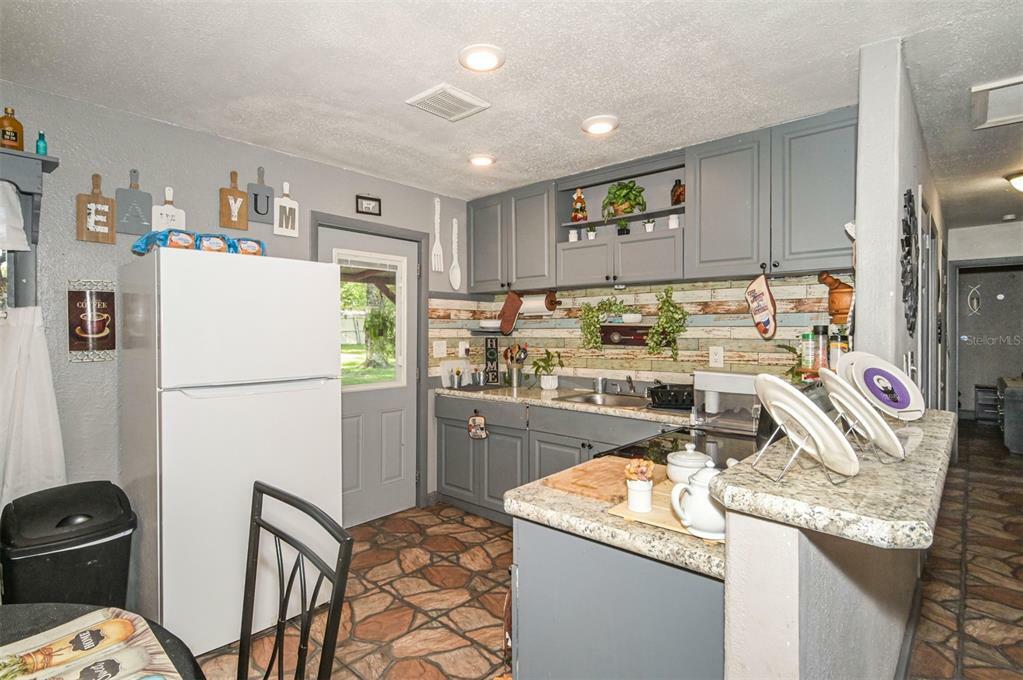 Property Photo:  6328 W Park Drive  FL 34446 