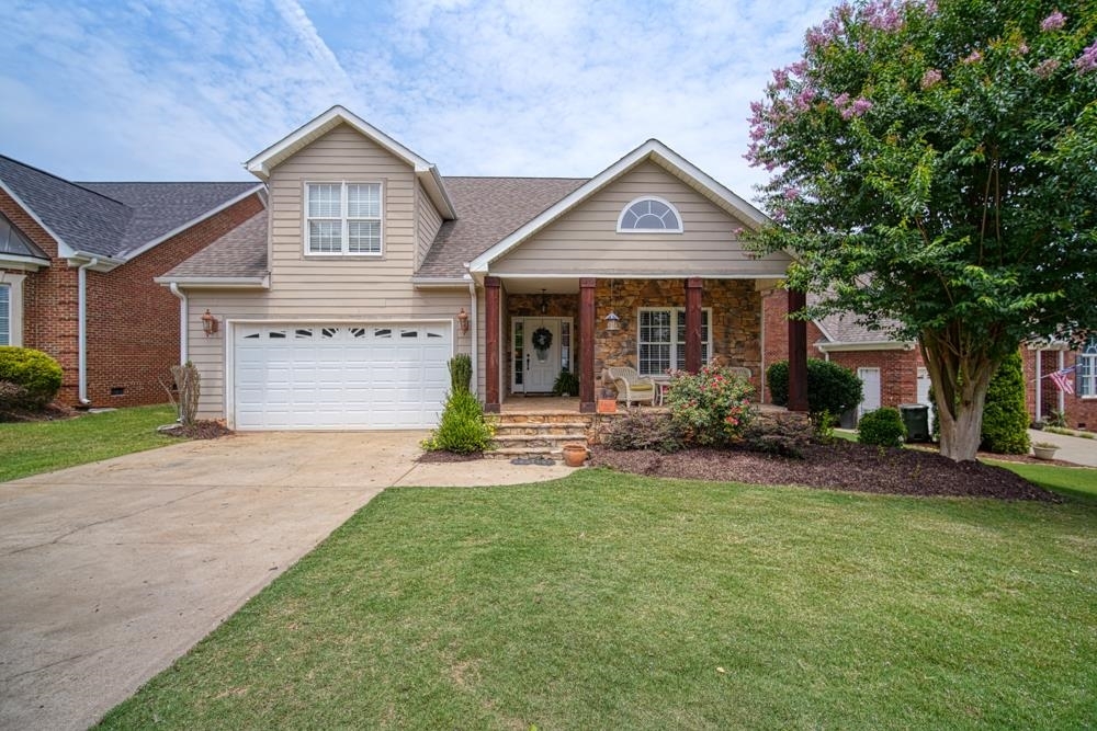 Property Photo:  350 Kellie Lane Drive  SC 29301 