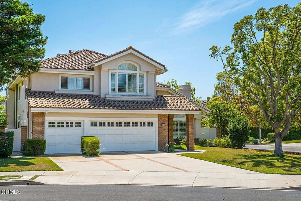 Property Photo:  2205 Desert Forest Court  CA 93036 