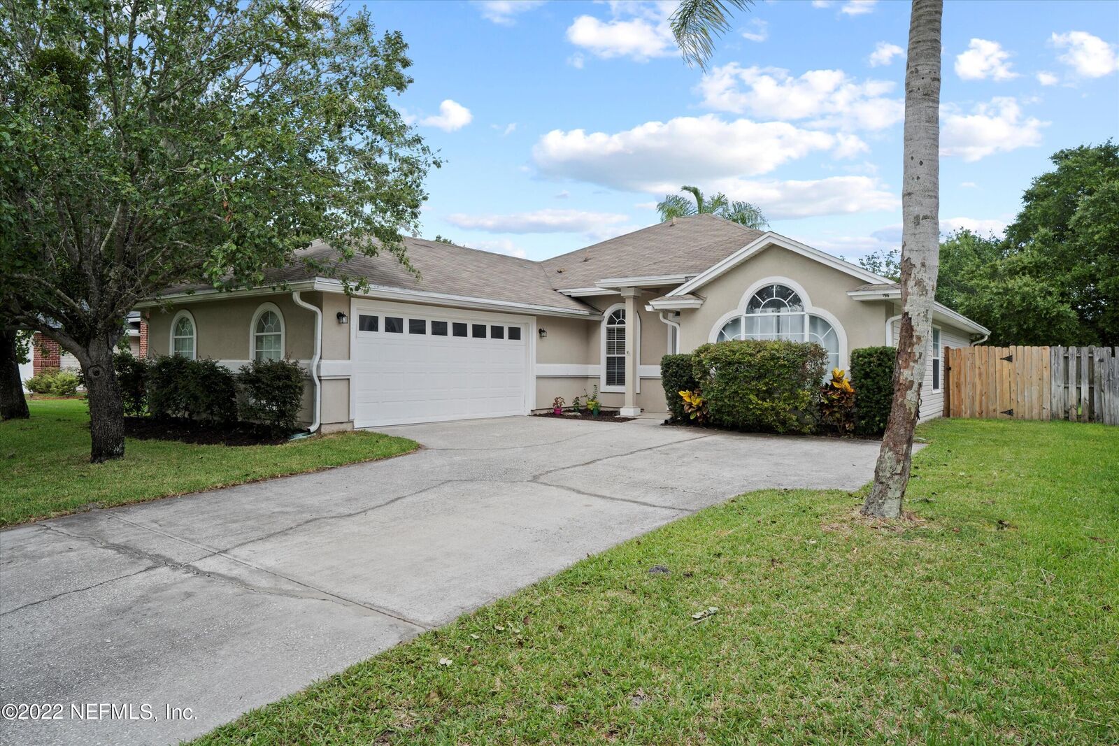 Property Photo: 196 N Lake Cunningham Avenue FL 32259