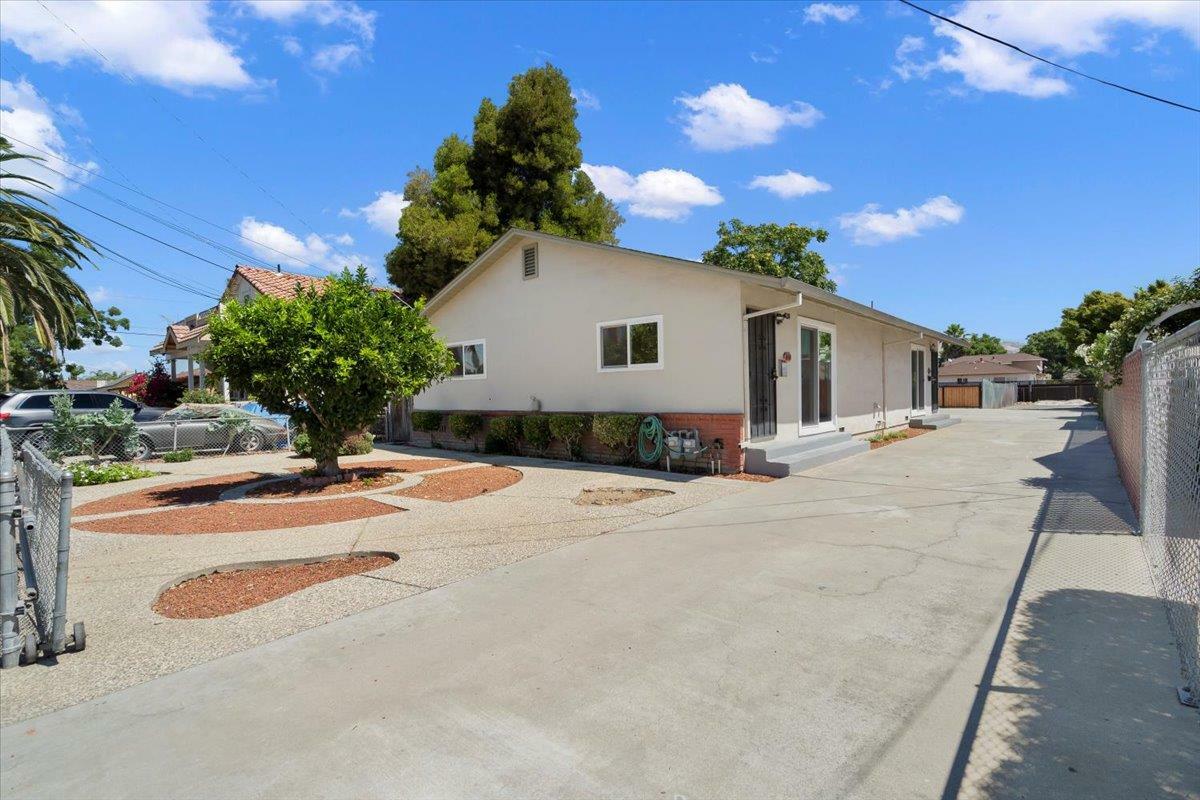 Property Photo:  140 North 33rd Street  CA 95116 