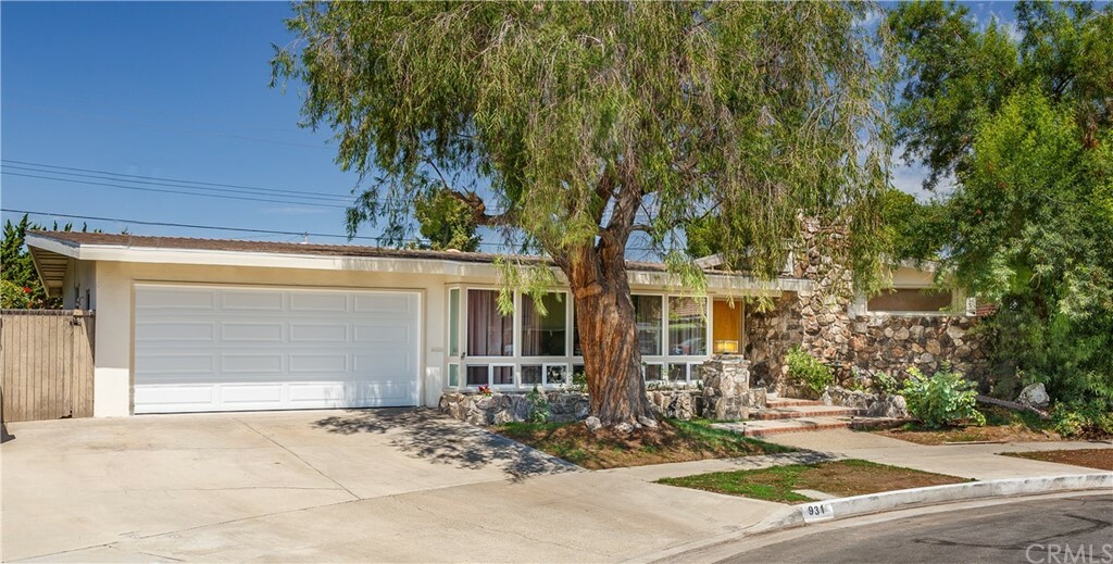 Property Photo:  931 S Peregrine Place  CA 92806 