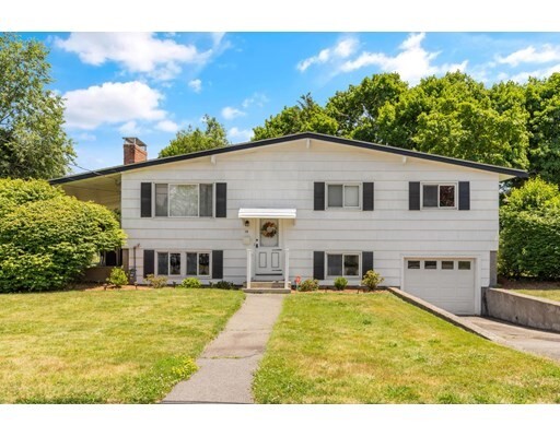 Property Photo: 19 Oak Ridge Dr E MA 02301