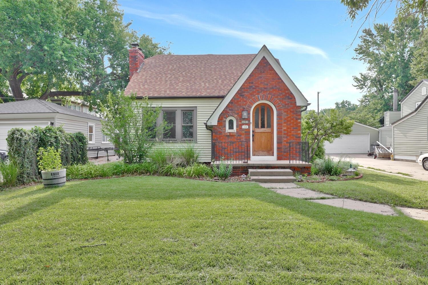 Property Photo:  740 N Porter Ave  KS 67203 