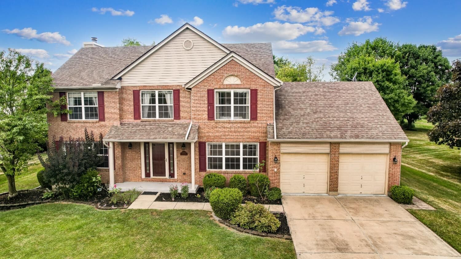 Property Photo: 4943 Isaac Ln OH 45040