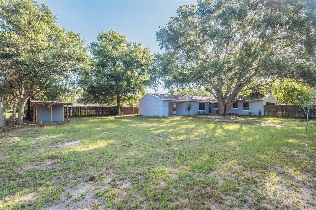 Property Photo:  800 Maple Ave  FL 34731 