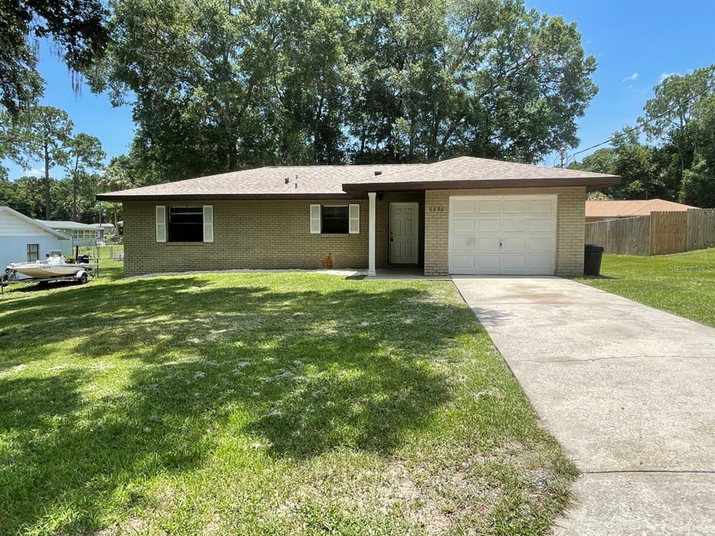 Property Photo: 6690 E Harold Lane FL 34452