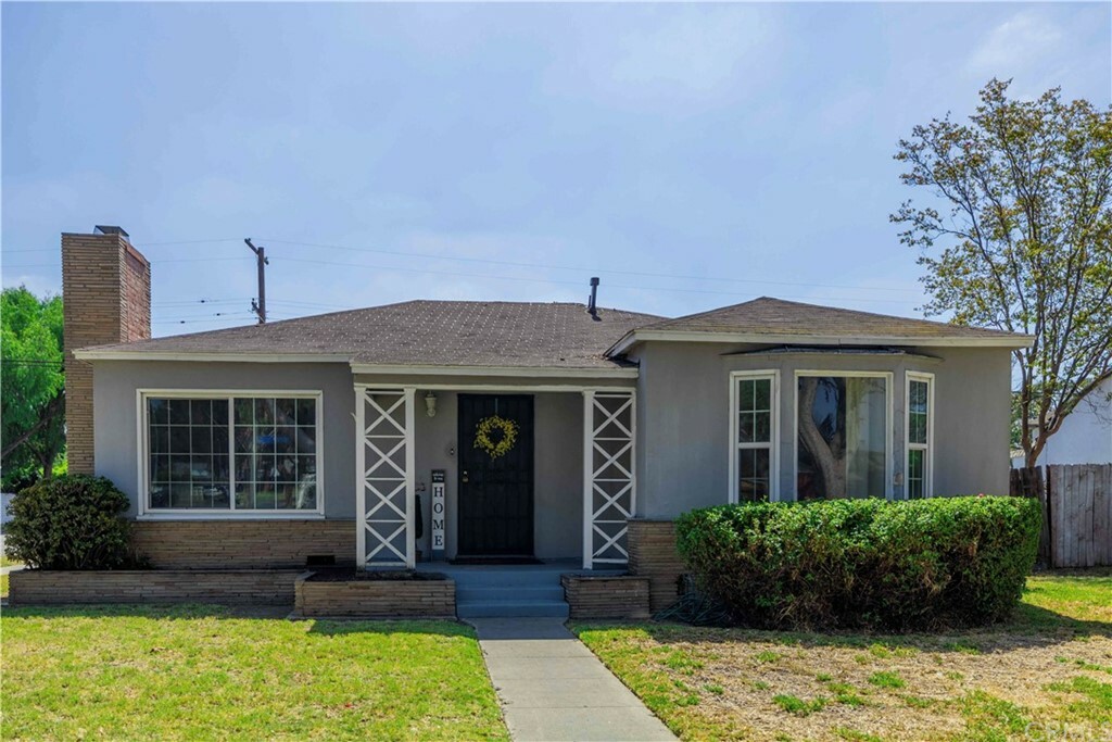 Property Photo:  6290 California Avenue  CA 90805 