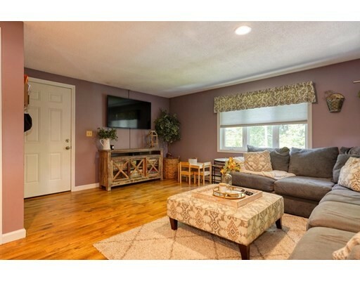 Property Photo: 71 Park Terrace Rd 5 MA 01604