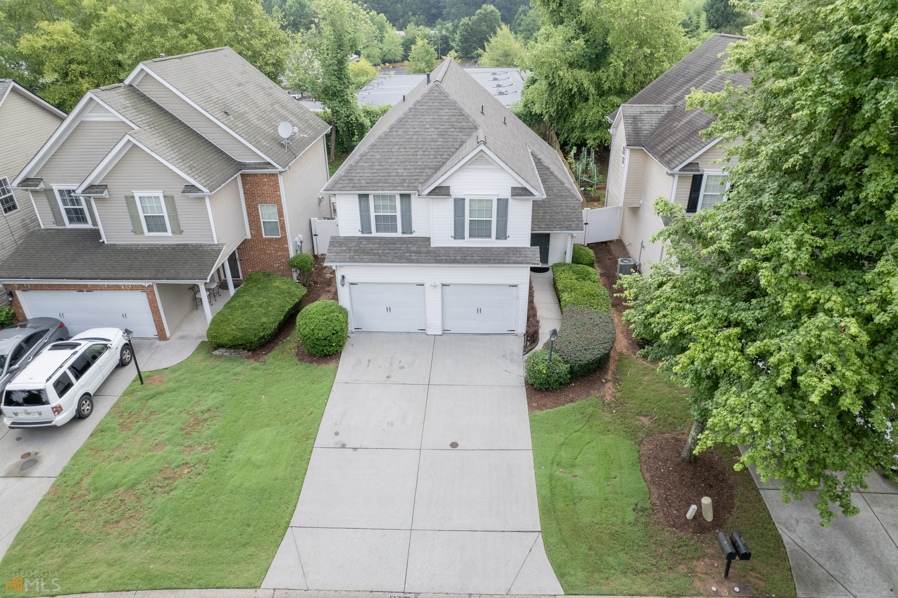Property Photo: 2570 Gatewater Court GA 30040