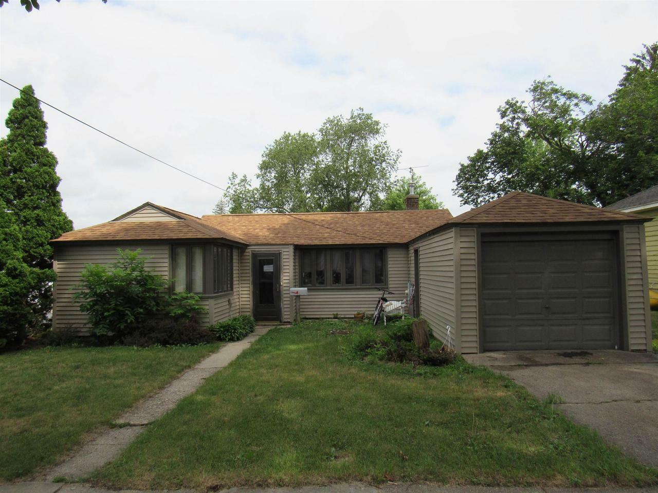 Property Photo:  933 East Wisconsin St  WI 53115 