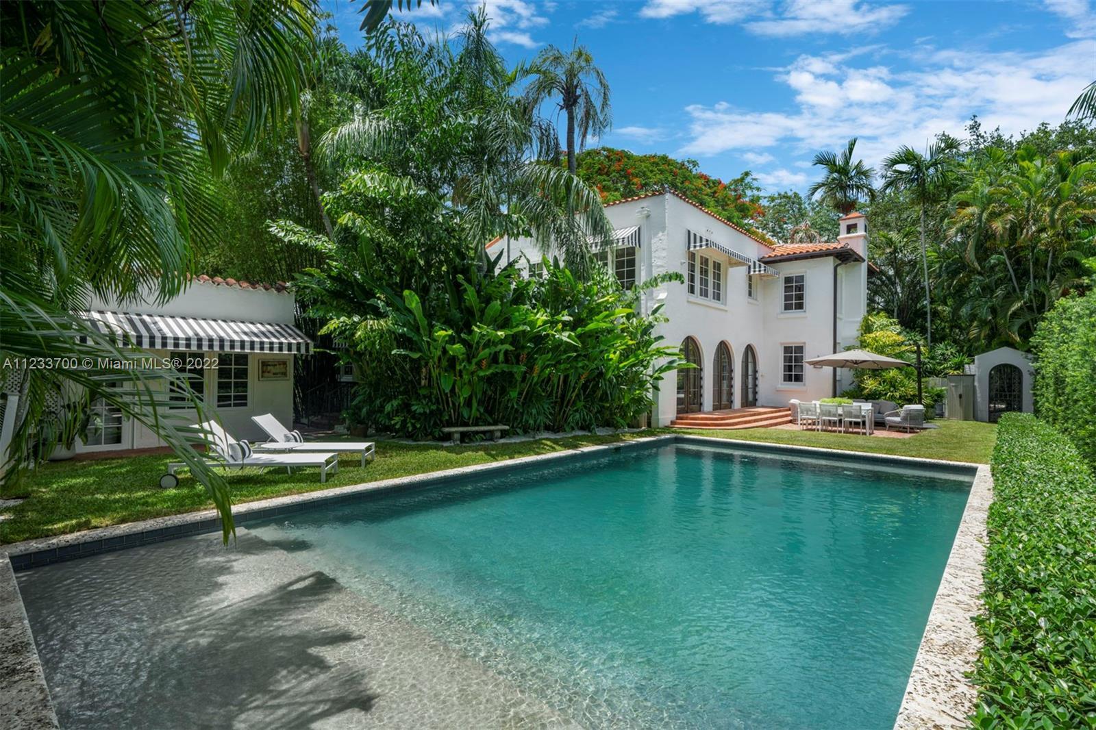Property Photo:  3618 Saint Gaudens Rd  FL 33133 