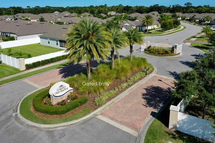 Property Photo:  11 Waterfront Cove  FL 32137 