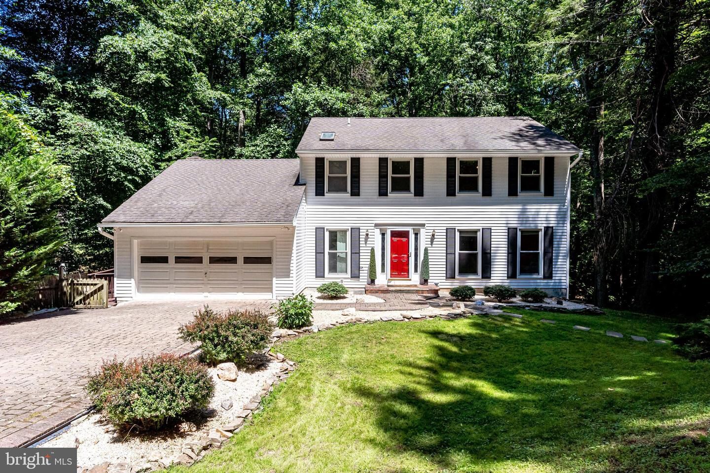Property Photo:  6510 McKee Way  VA 20111 
