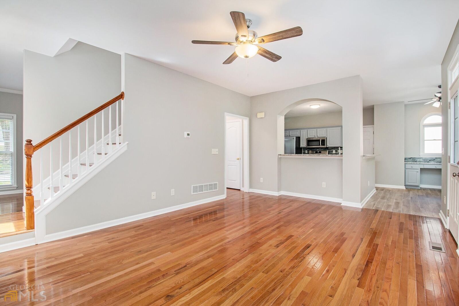 Property Photo: 596 Oakview Trail GA 30087