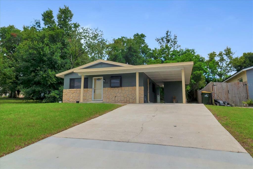 Property Photo:  583 E Montrose Street  FL 34711 