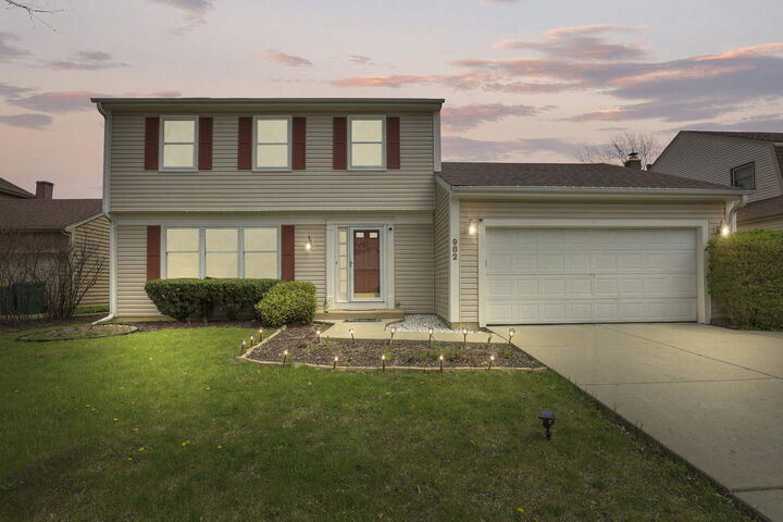 982 Thompson Boulevard  Buffalo Grove IL 60089 photo