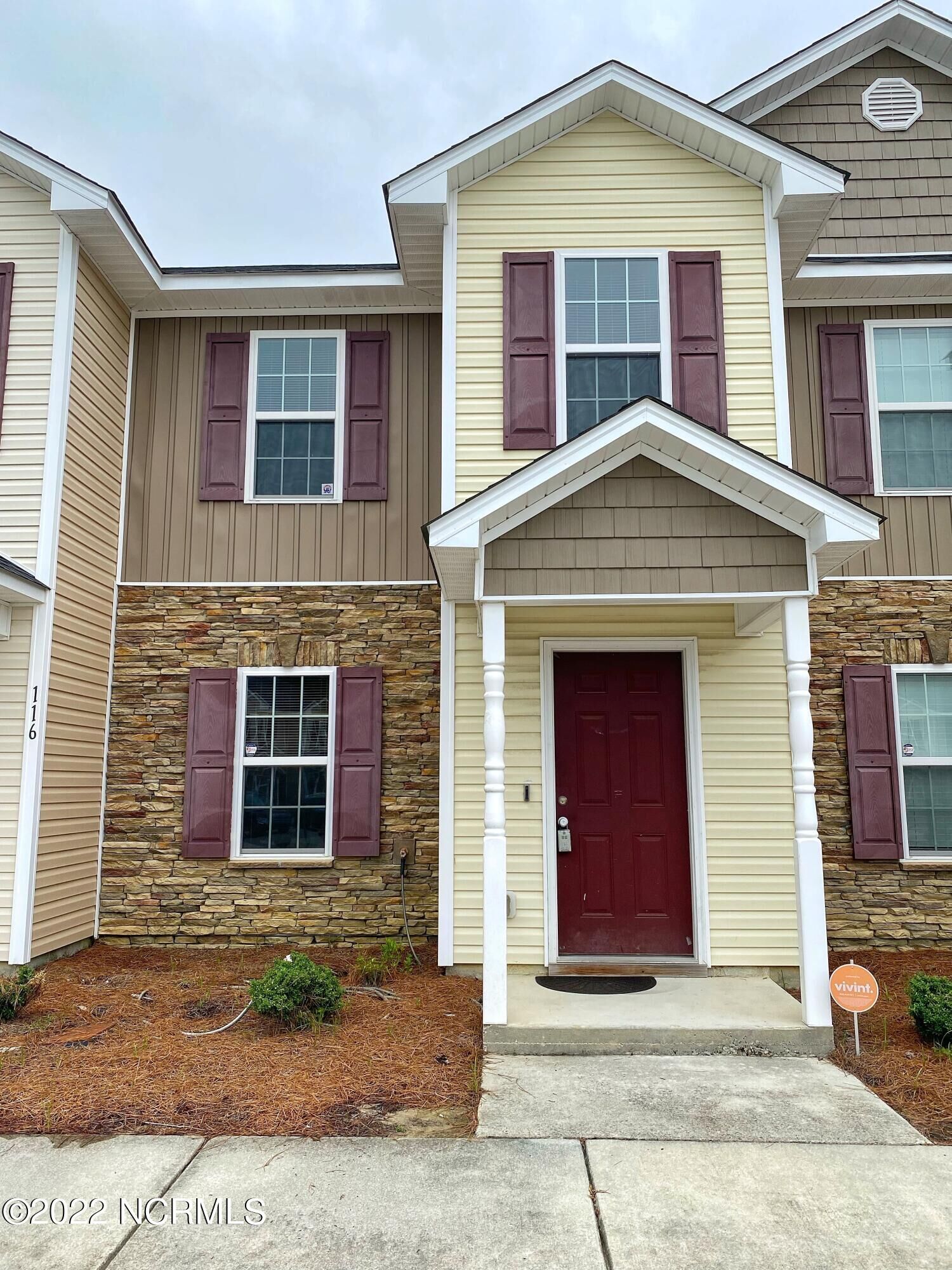 Property Photo:  114 W Murrow Lane  NC 28546 