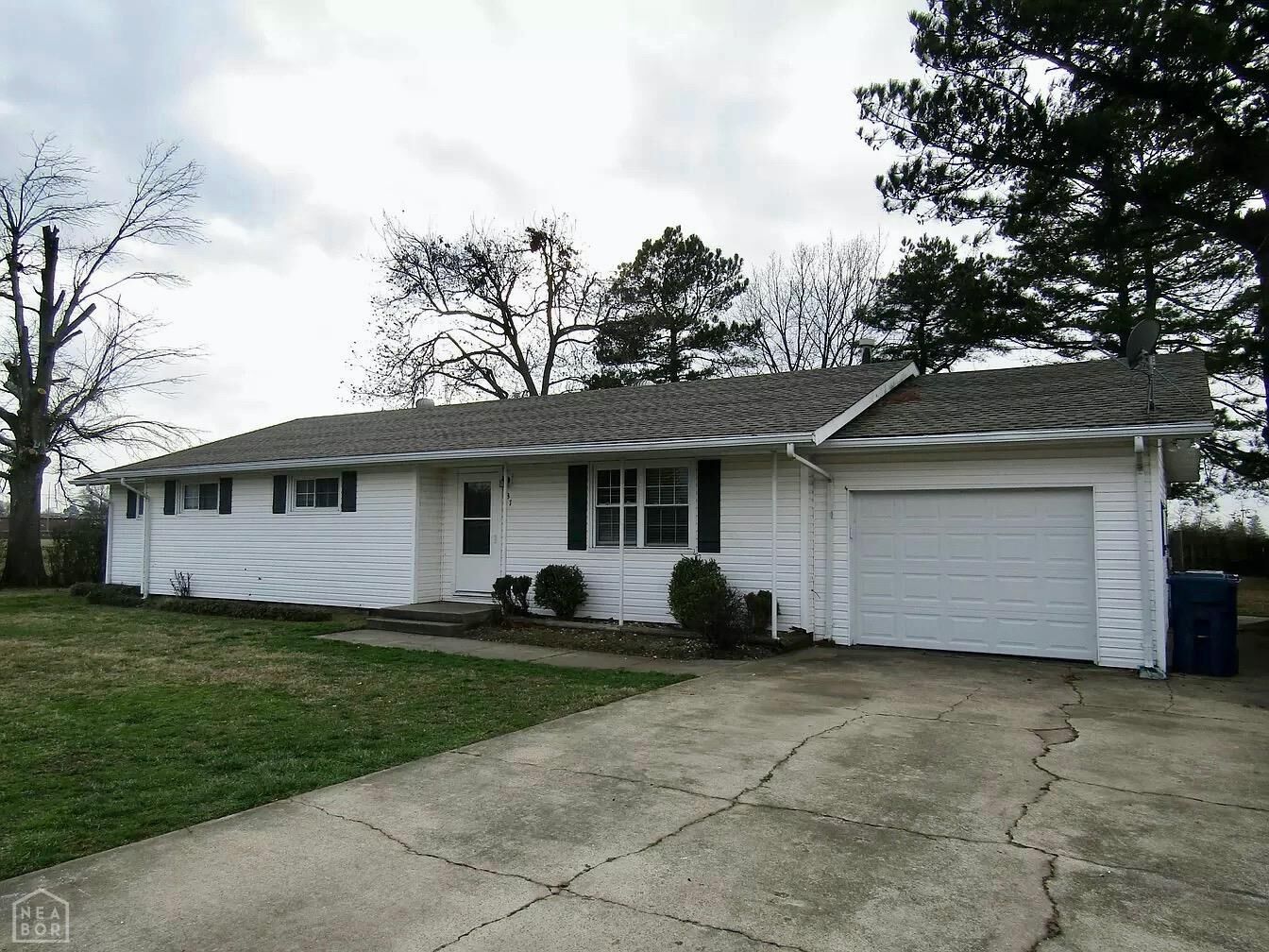 Property Photo:  637 N Highway 181  AR 72315 