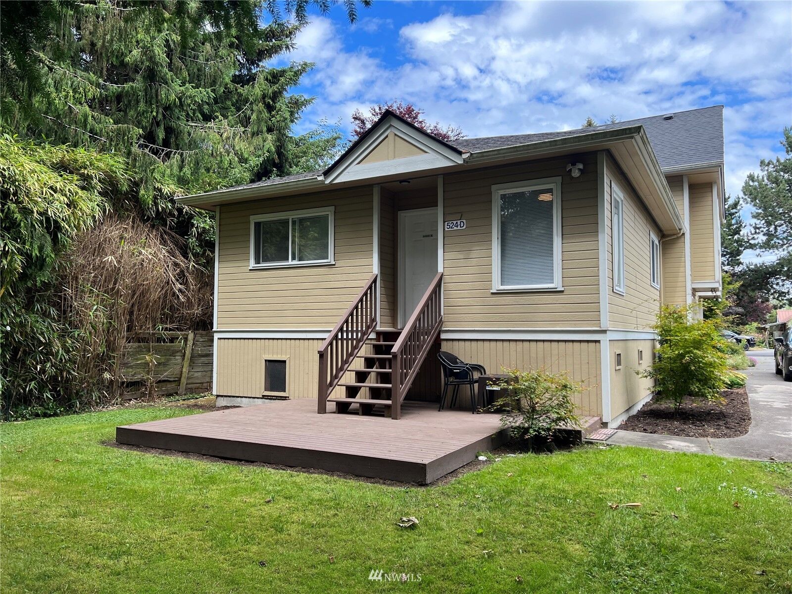 Property Photo: 524 Myrtle Street C + D WA 98257