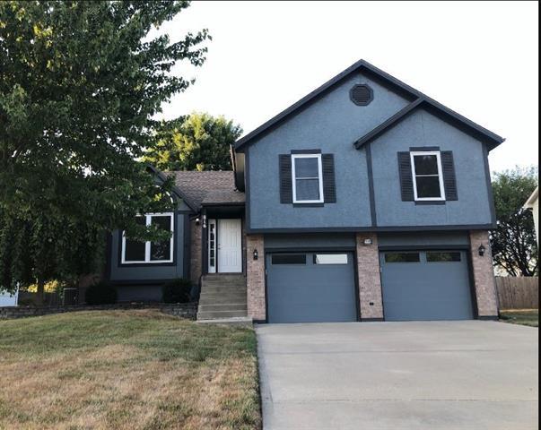Property Photo: 816 SE 14th Street MO 64081