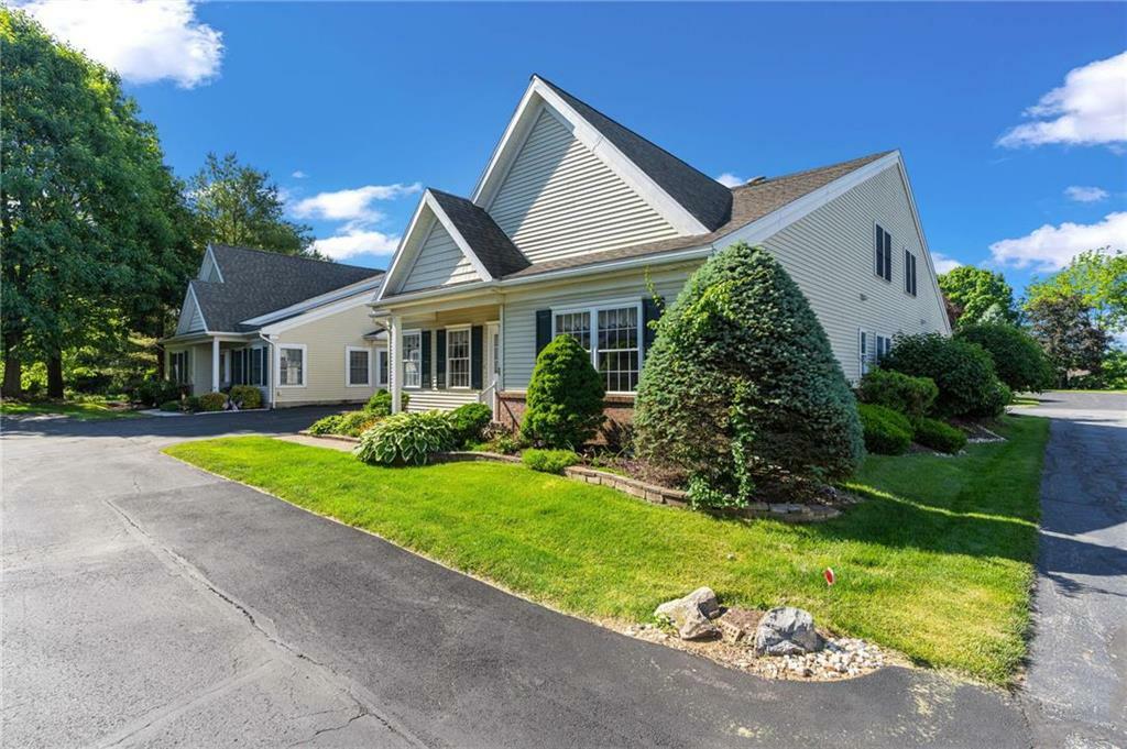 Property Photo: 4693 Blue Grass Lane PA 18062