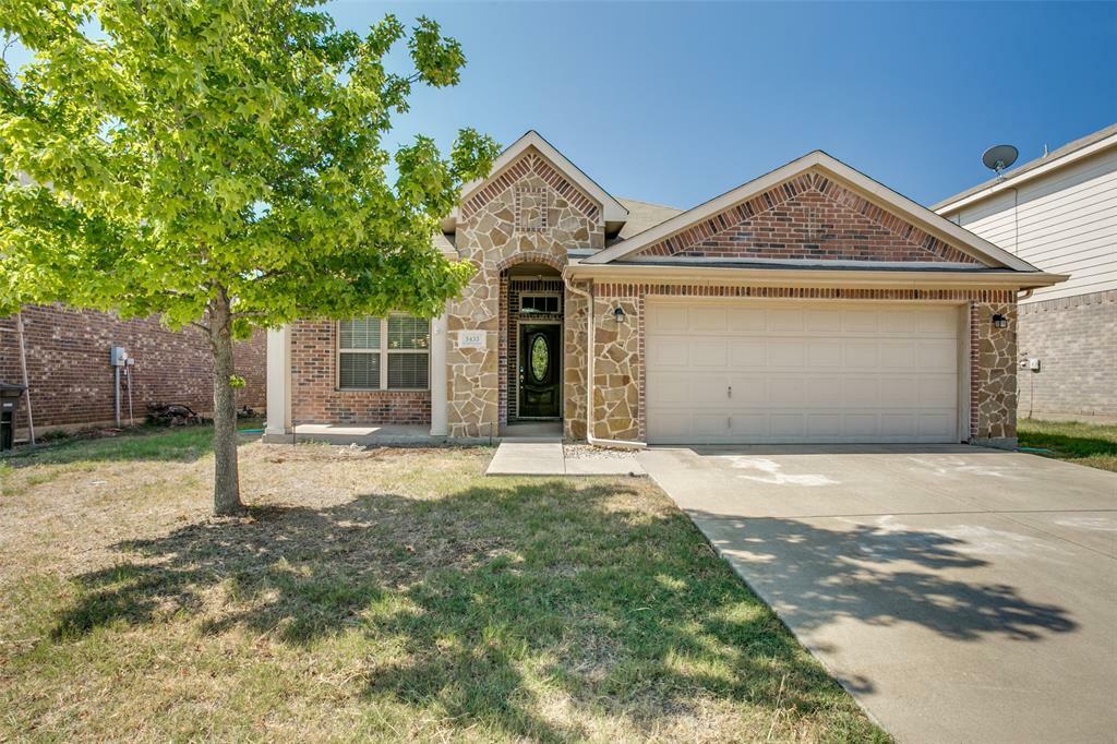 Property Photo:  5433 Northfield Drive  TX 76179 