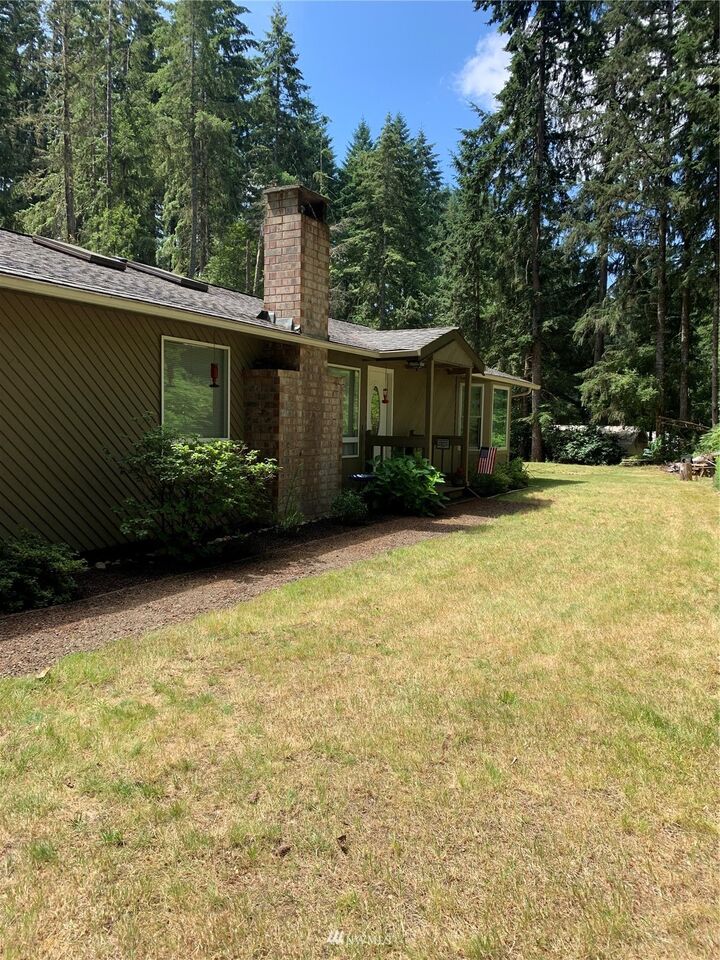 Property Photo:  10708 Raintree Place SE  WA 98367 