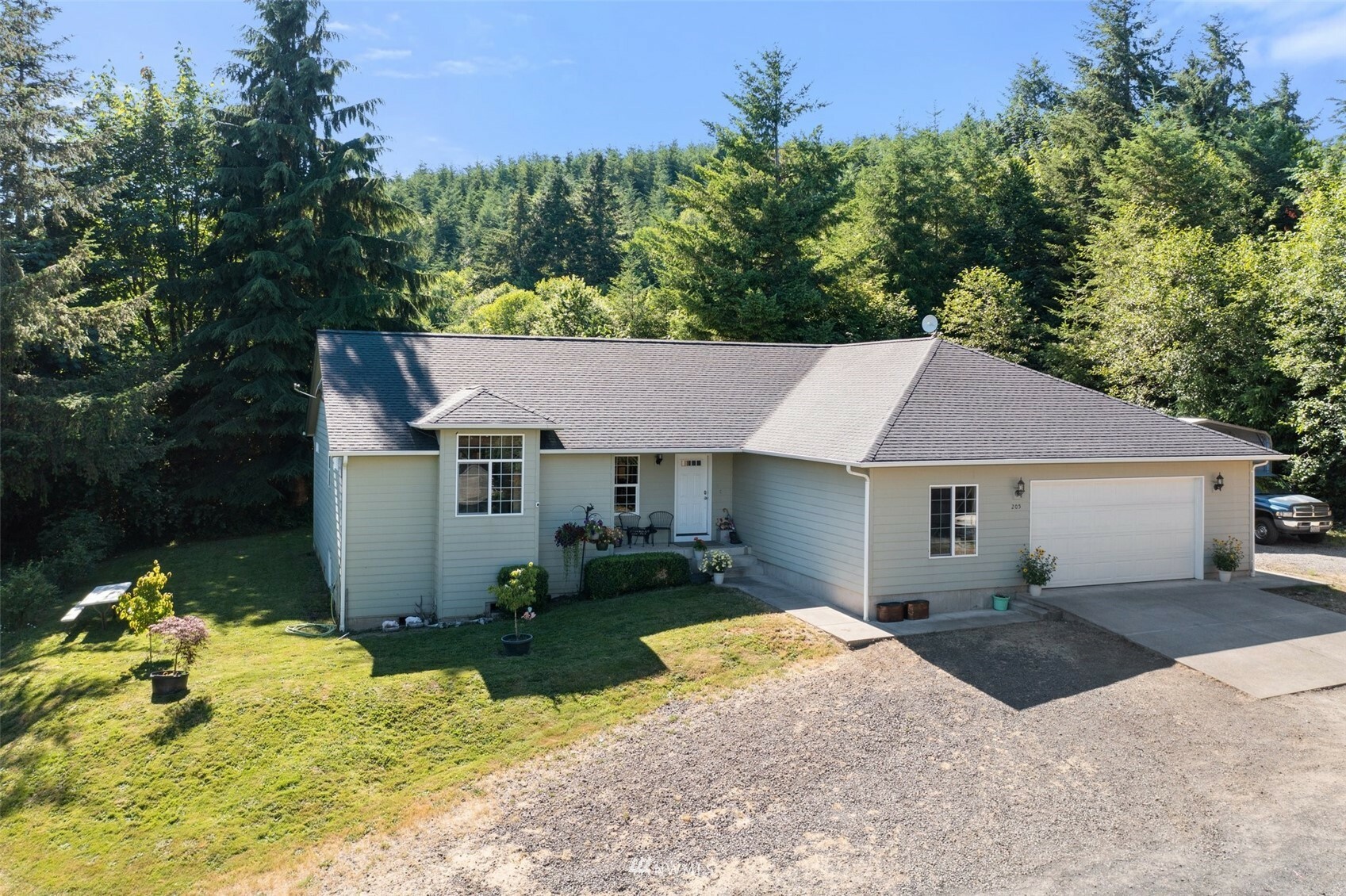 Property Photo:  205 Olequa Heights Road  WA 98611 