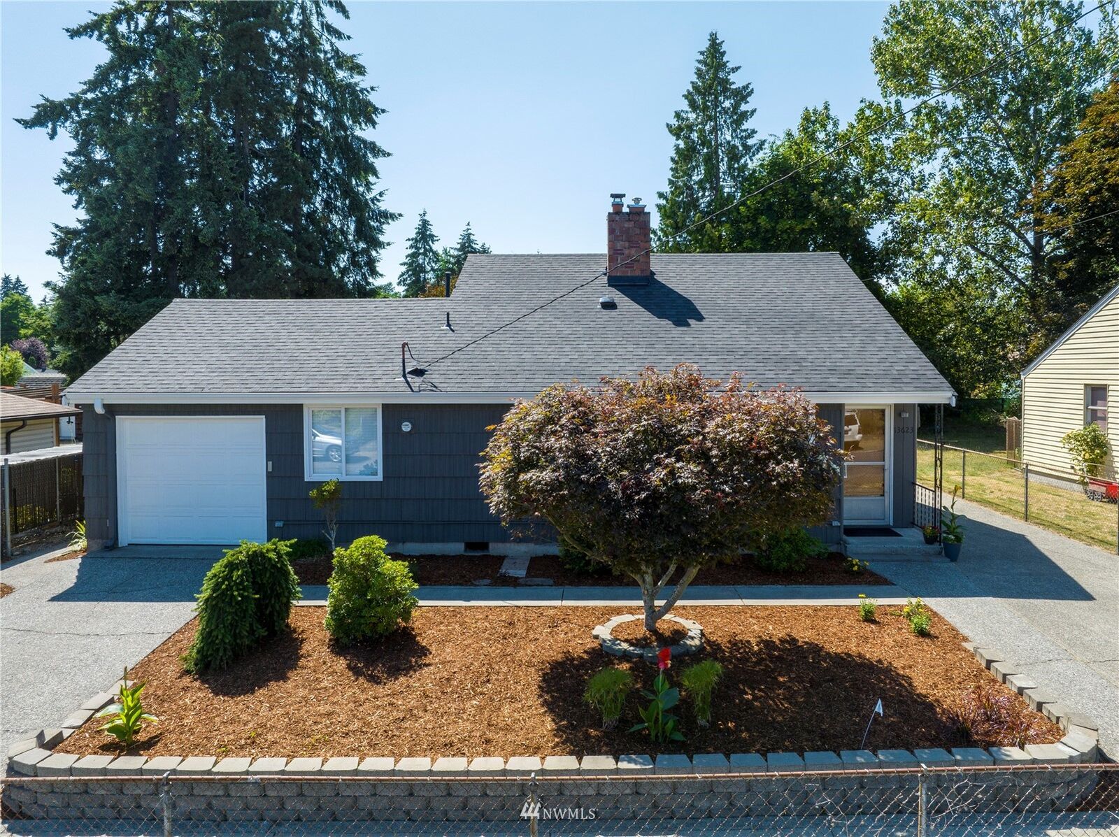 Property Photo:  13623 3rd Avenue S  WA 98168 