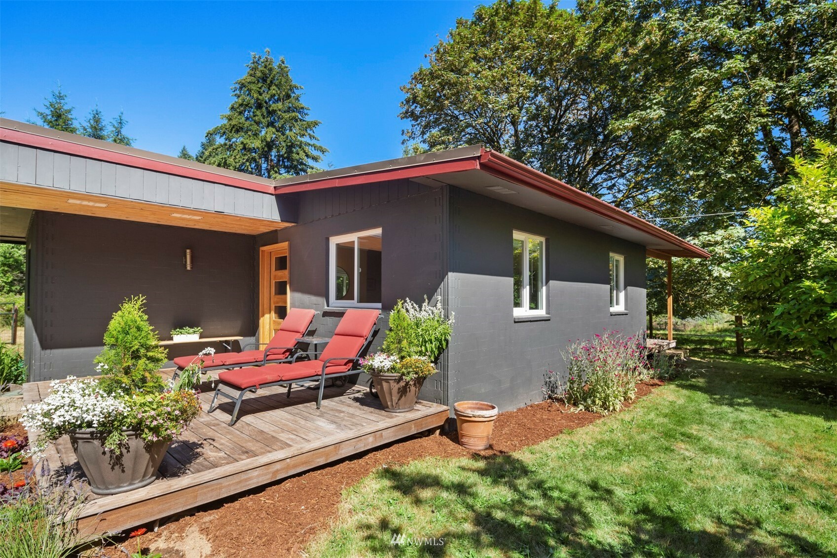 Property Photo:  21708 Vashon Highway SW  WA 98070 