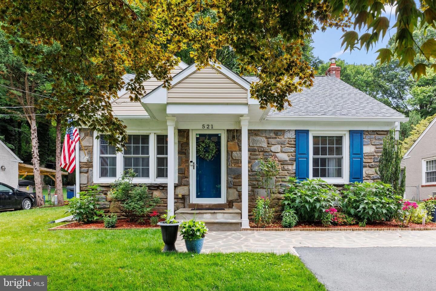Property Photo:  521 Glendale Road  PA 19083 
